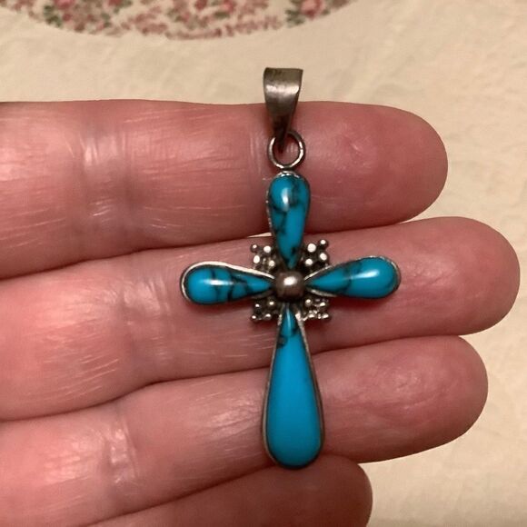 𝅺sterling SILVER 925 TURQUOISE INLAID LARGE CROSS​ - Picture 8 of 8